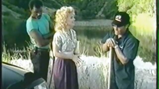 წითელ წინდებში გამოწ ...